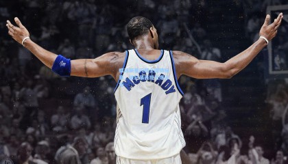 蝶泳新星闪耀全国锦标赛，破纪录表现引爆泳坛